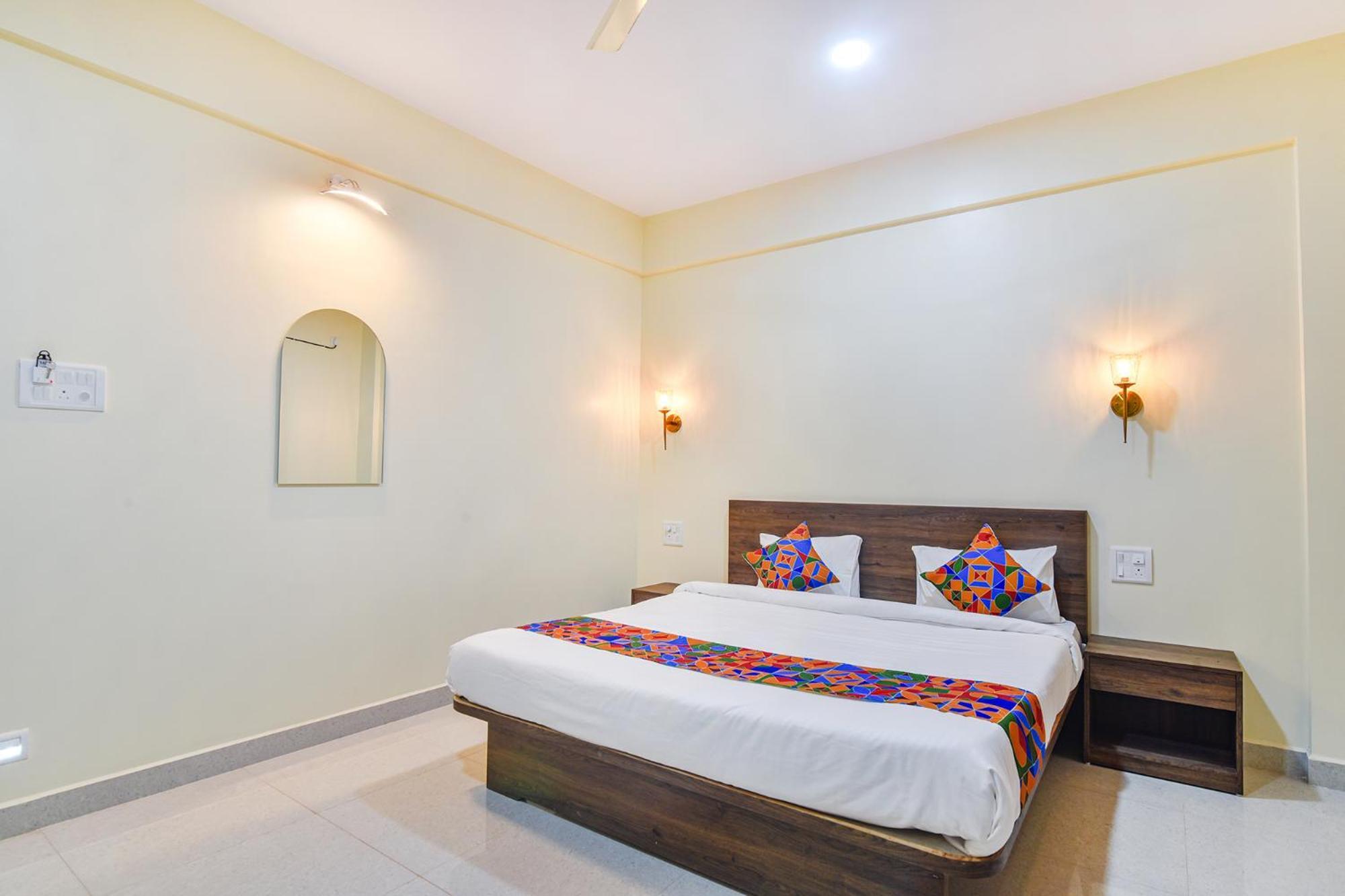 Fabhotel Baga Tulip - 500M From Baga Beach Buitenkant foto